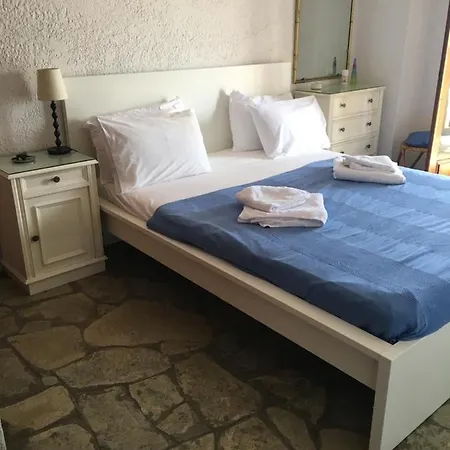 House By The Sea בית נופש